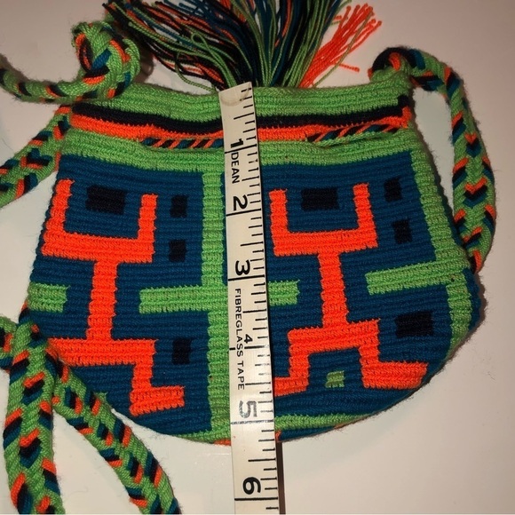 NEON Crochet Mini Woven Bag 5” x 6.5” / 40” Shoulder Strap EUC - Picture 5 of 7